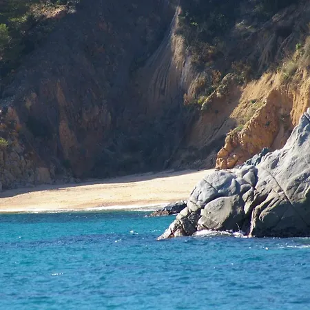 Cala Llevado 2 *
